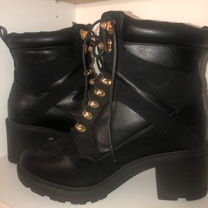 Shoe dazzle wide width boots